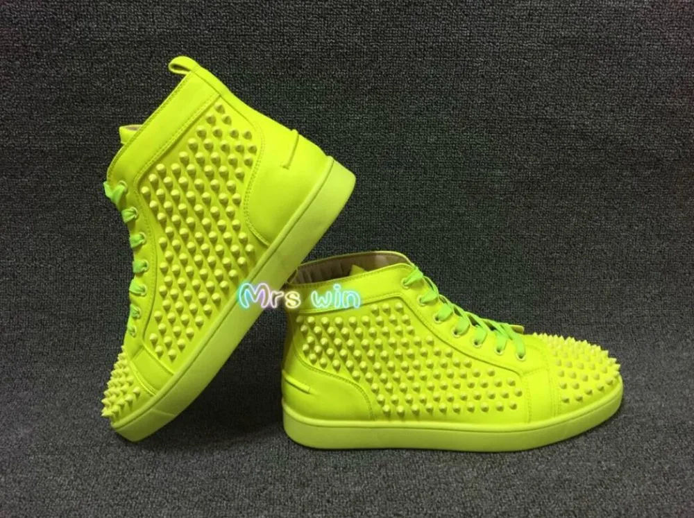 

new high-quality high-top casual shoes fluorescent color rivet red bottom shoes men flat shoes women 35-46 free shipping
