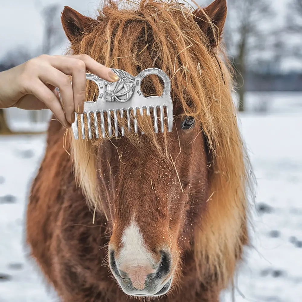 3.5 inches 3.9 inches Lixada Aluminium alloy horse comb mane tail pulling comb metal horse care tool 6.5 inches 3.2 inches. 