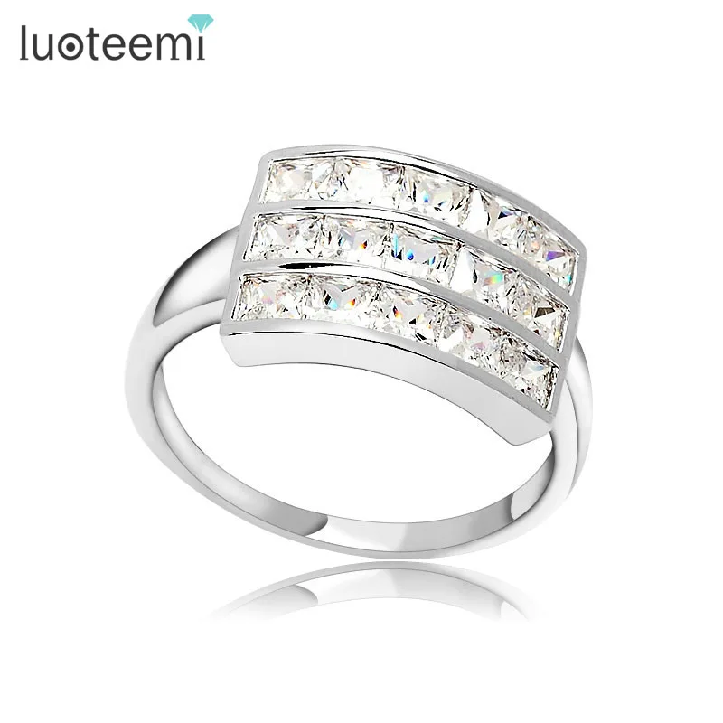 

LUOTEEMI Wholesale Personality Elegant Big Rings for Women 2-Colors Fashion Cubic Zircon Finger Rings Jewelry Love Free Shipping