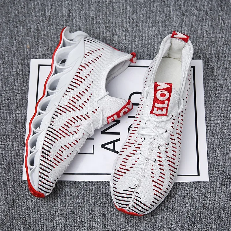 

Lightweight Flying Woven Outdoor Sports Shoes Breathable Non-Slip Running Shoes Rubber Cushioning Fashion Sneakers Size 39-44Z