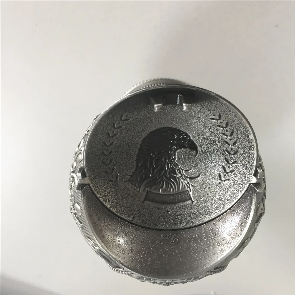 High Quality European Antique Globe Type Ashtray Eagle Figure Tin alloy Home Office Decoration