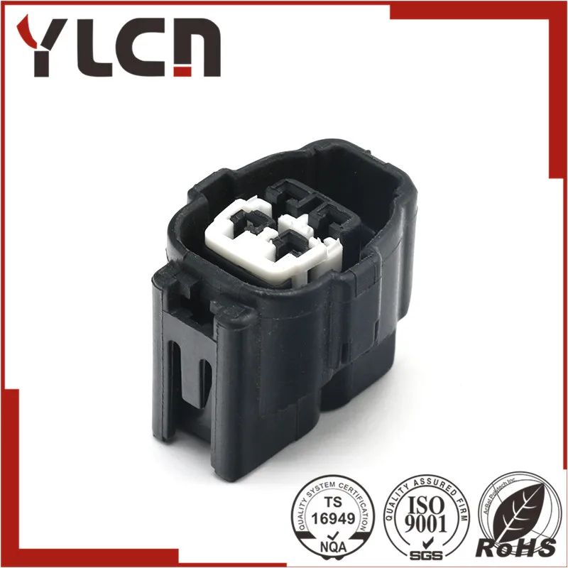 4 pin connector