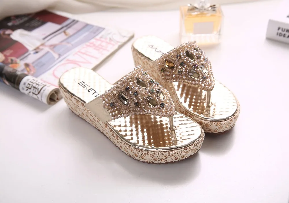 SIKETU/брендовые Для женщин летние золотые серебряные сандалии Бусы из горного хрусталя для отдыха пляжные обувь, Тапочки, большие размеры 35-40