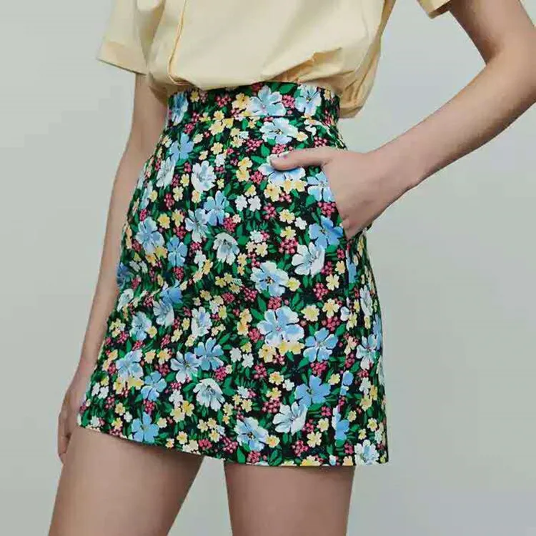 

women floral print mini A-line skirt 2019 spring and summer sweet skirt