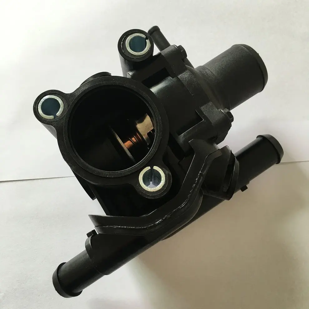 Engine Coolant Thermostat Water Outlet Housing For Ford For Focus 2.0L