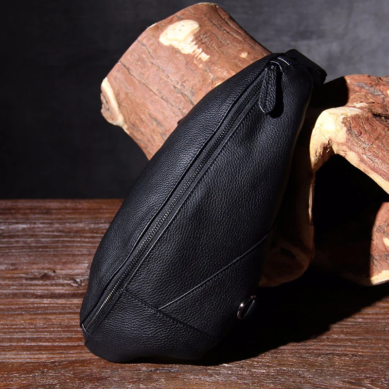 AETOO Personality casual head cowhide chest bag men's leather shoulder slant bag