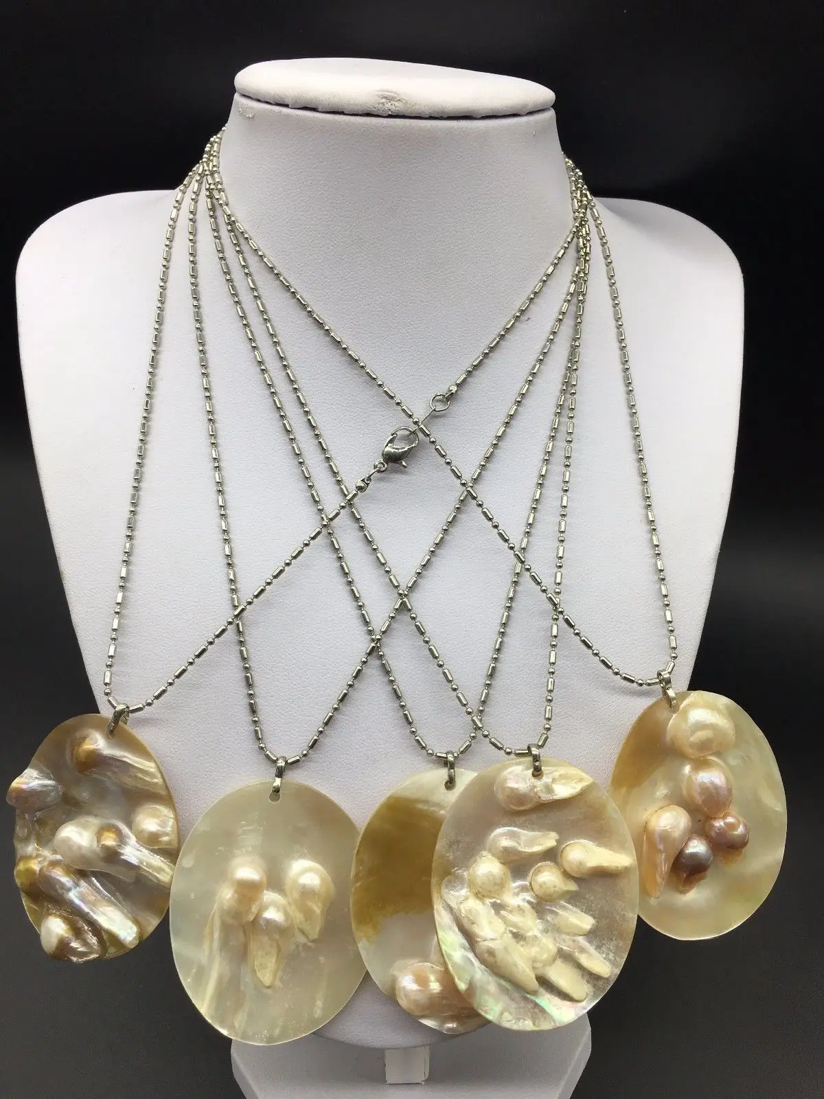

One Oval Oyster Blister Pearl pendant Necklace Summer Wholesale