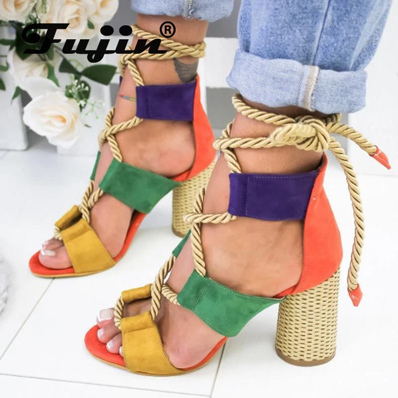 الصيف انفجارات الأوروبية والأمريكية اللون مطابقة شخصية الدانتيل الخشنة الكعب عالية الكعب السيدات كبيرة الصنادل 43