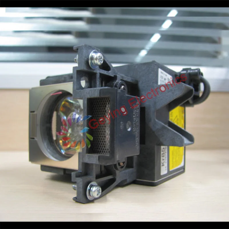 

Free Shipping LMP-C200 HSCR200W Compatible Projector Lamp With Housing For VPL-CW125 VPL-CX100 VPL-CX120