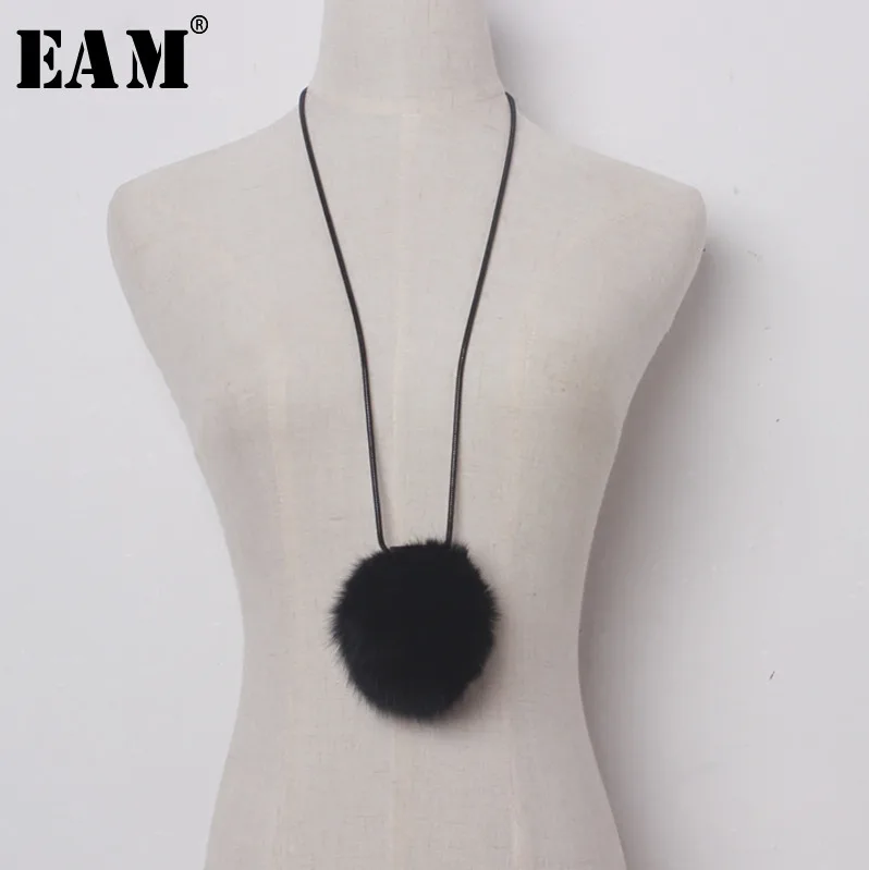 

[EAM] 2019 New Spring Summer Temperament Hairball 6 Colors Split Joint Long Women Necklace Fashion Tide All-match JU2210