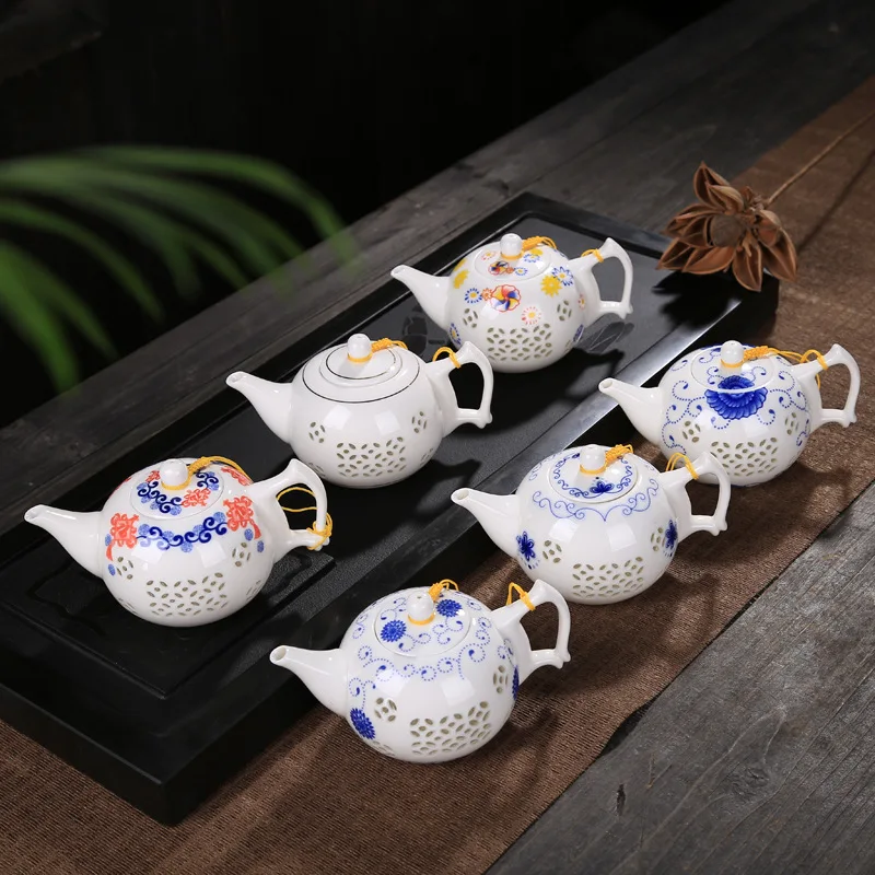 

Chinese Blue and White Porcelain Ceramic Handmade Kung Fu Tea Sets Teapot Kettle High Capacity Hand Painted Flower Coffee Pot