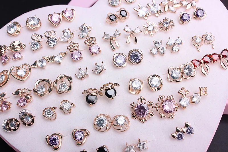 Модные яркие случайный Crystal Shine ювелирные изделия серьги Смешанная серьга Jewelry Серьги-гвоздики Для женщин подарок для девочек уха ювелирных изделий
