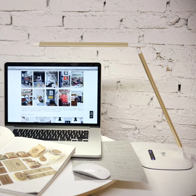 

Adjustable USB Powered 10W LED Desk Lamp Touch Switch and Touch Dimmer Table Lamp High quality Business Gift Luminaria de Mesa