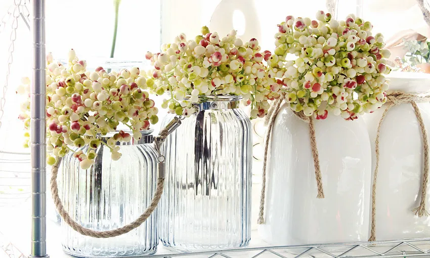 Description Picture 4 of itemForeign trade superior artificial berry artificial fruit h-q small artificial plant wedding decoration used in hotel banquet ta