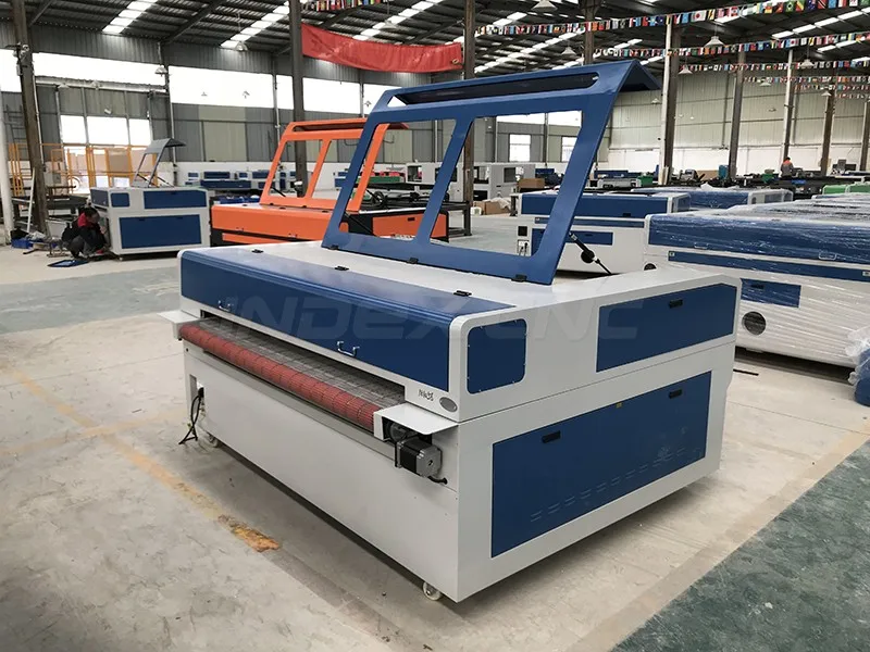 Автоматическая подача co2 cnc CCD камера сканирование 1610 Лазерная резка машина для