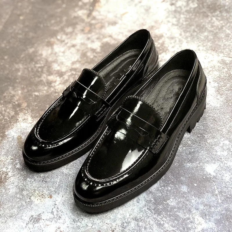 Black Patent leather Formal Business Shoes Flat heel Driving Loafers Spring Summer Hot 2018