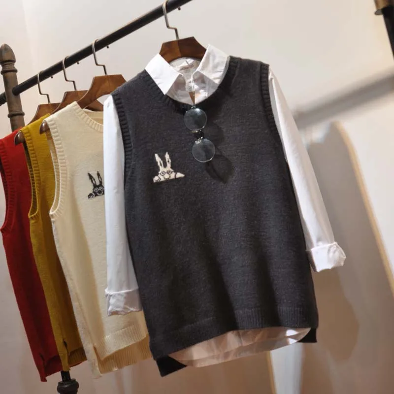 

Kawaii Rabbit Animal Print Women's Vest Warm Knitted Winter Vests Coat Female Knit Waistcoat Loose Casual O-Neck Asymmetric Vest