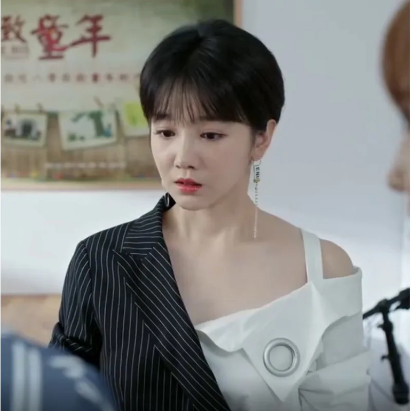 

Summer 2019 New Youth Dou Jin Xiaoni with The Same Black White Stripes Stitching White Medium-long Shoulder Shirt Dress Women