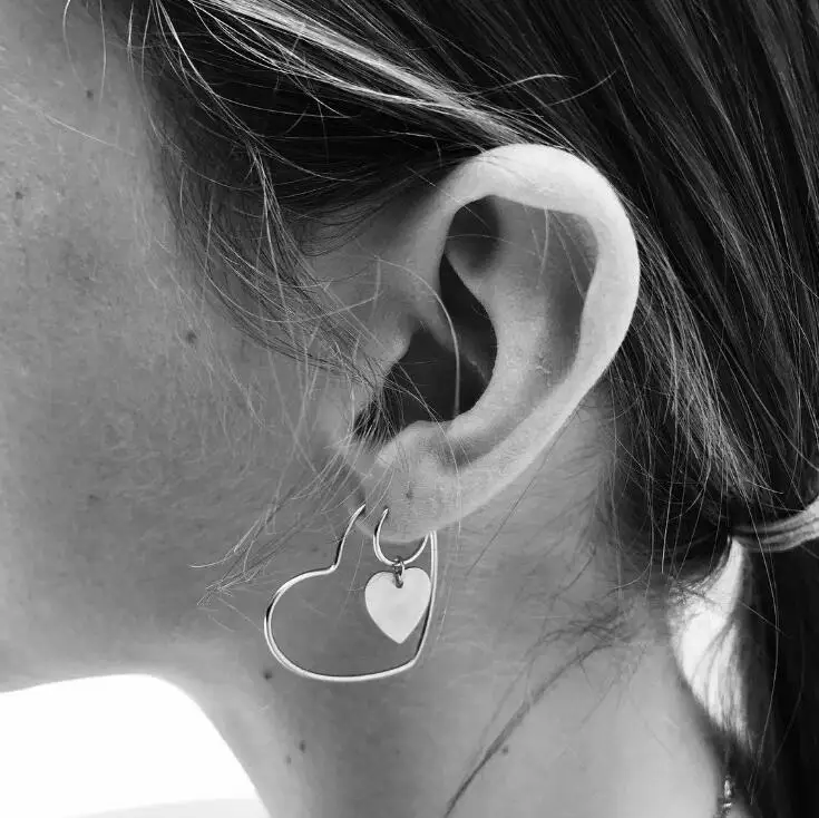 

Top Quality Super Romantic weding Jewelry Hollow Gold/Silver Color Heart Hoop Earrings For Women S925 ear pin sweet earring Gift