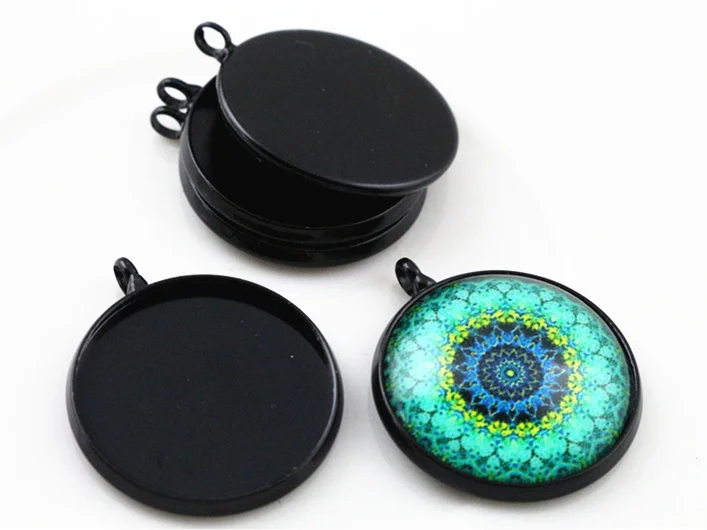 

5pcs 20mm Inner Size Black Classic Style Brass Cabochon Base Setting Charms Pendant (D1-04)