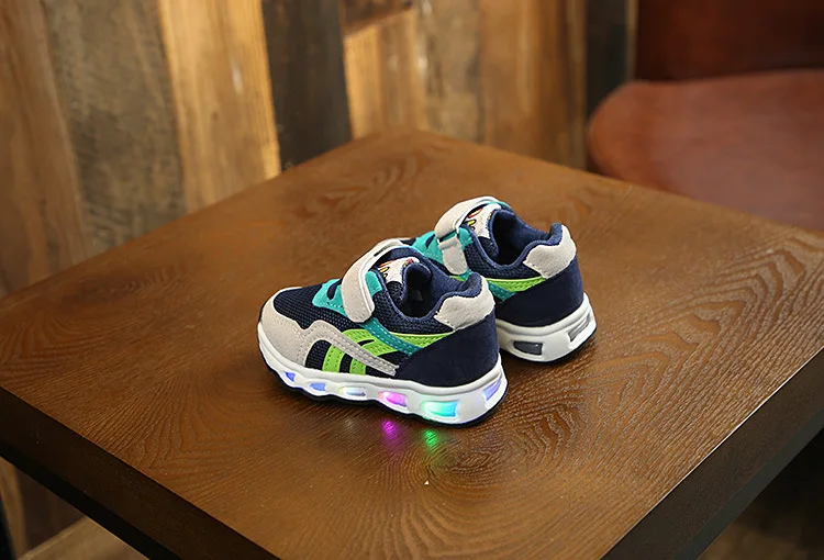 Sapatos com Luz Casuais com Luz para Meninos Novos Tênis Luminosos Crianças Brilhante Sapatos 2020 10 Cheap Tênis