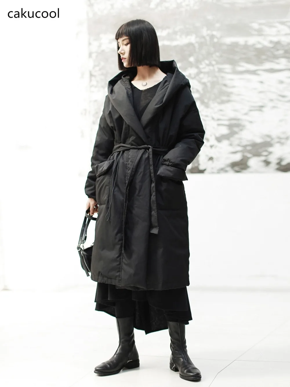 

Cakucool New Winter Coat Women Slim Femme Clothing Wide-waisted Hodded Collar Full Sleeve Solid Long thick Women Parkas Fashion