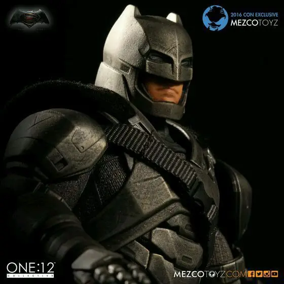 Экшн фигурки для мальчиков MEZCO Armor Batman One: 12 высокое качество 15 см BJD ПВХ|Игровые и