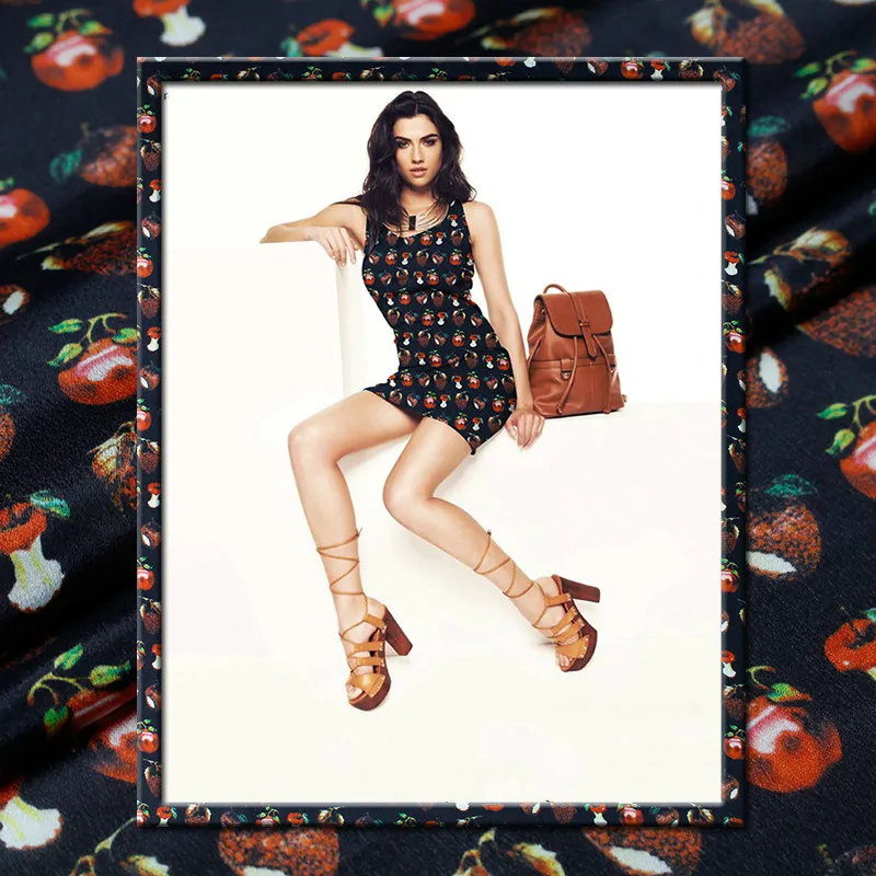 

Cartoon Apple Litchi Digital Silk Printed Fabric 11mm Fashion Shirt Dress Silk Fabric Wholesale Silk Fabric 114cm
