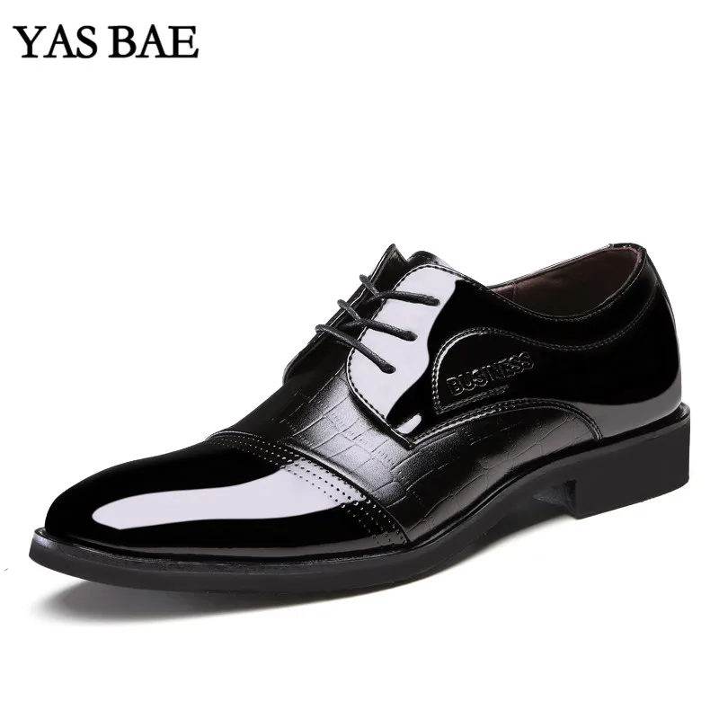 Vente Mâle Chine Marque Style de la Mode italienne En Cuir Robe Bureau Sociale Formelle Chaussures En Cuir Verni Noir Brun Pas Cher Chaussures pour Hommes