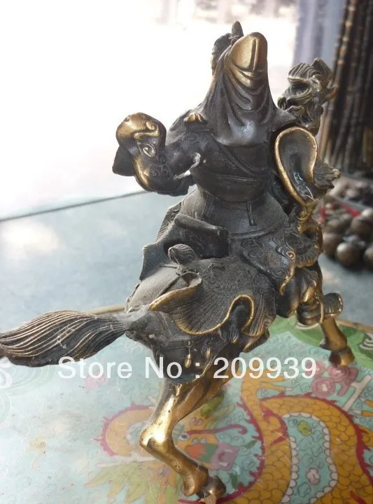 

001020 Chinese ancient hero Guan Yu riding a bronze statue of Guan Gong (A0321)