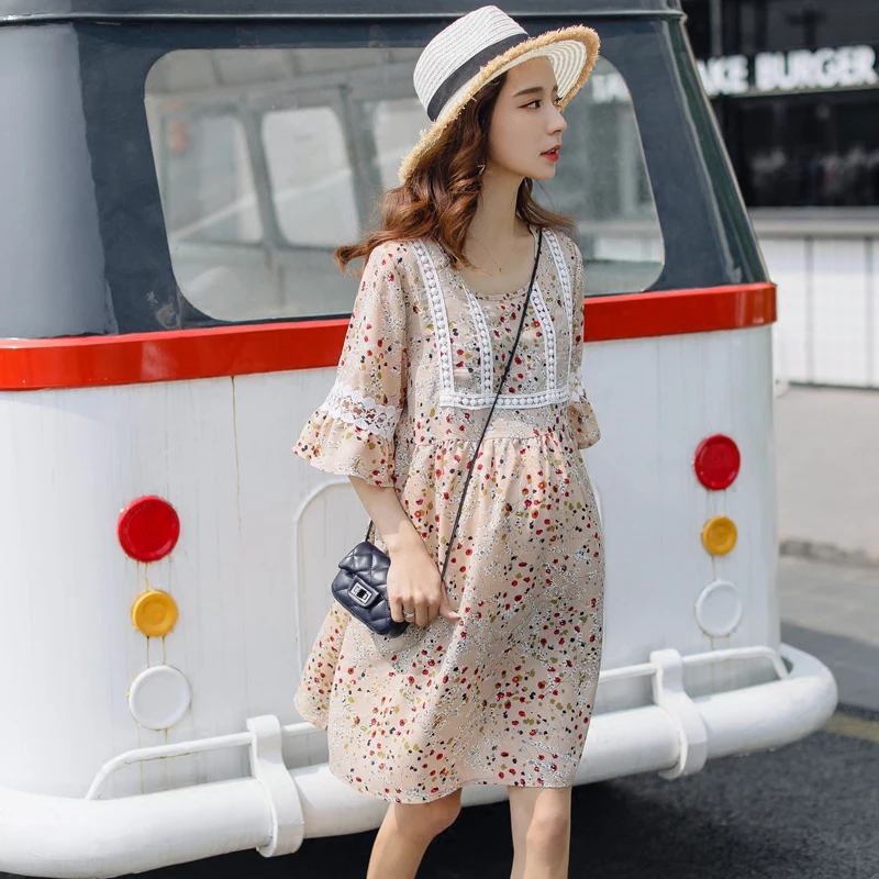 

Lace edge small floral maternity Korean version of the trumpet sleeves dress loose cover belly summer skirt