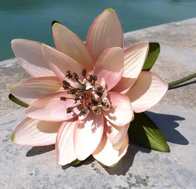Супер красивый, из искусственных цветов лотоса шелковые цветы водяная Лилия украшение дома искусственный цветок для Свадьбы вечерние украшения стола