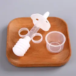 Горячая младенческой иглы тип инструмент PP Уход За Младенцами Untensils шприц устройство для введения лекарства с весы мерный стаканчик от