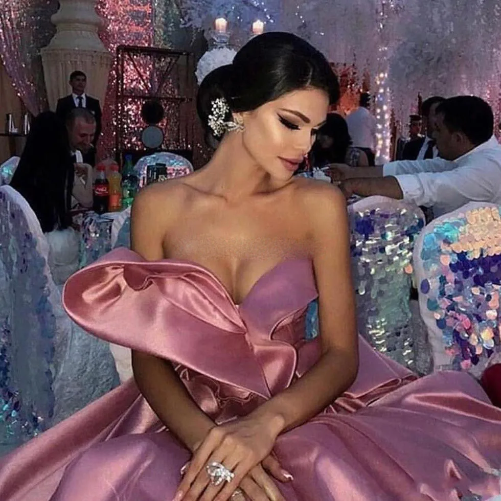 fashion-long-prom-dresses-2018-strapless-draped-a-line-long-satin-formal-arabic-evening-part-gowns-red-carpet-dress-plus-size-customized
