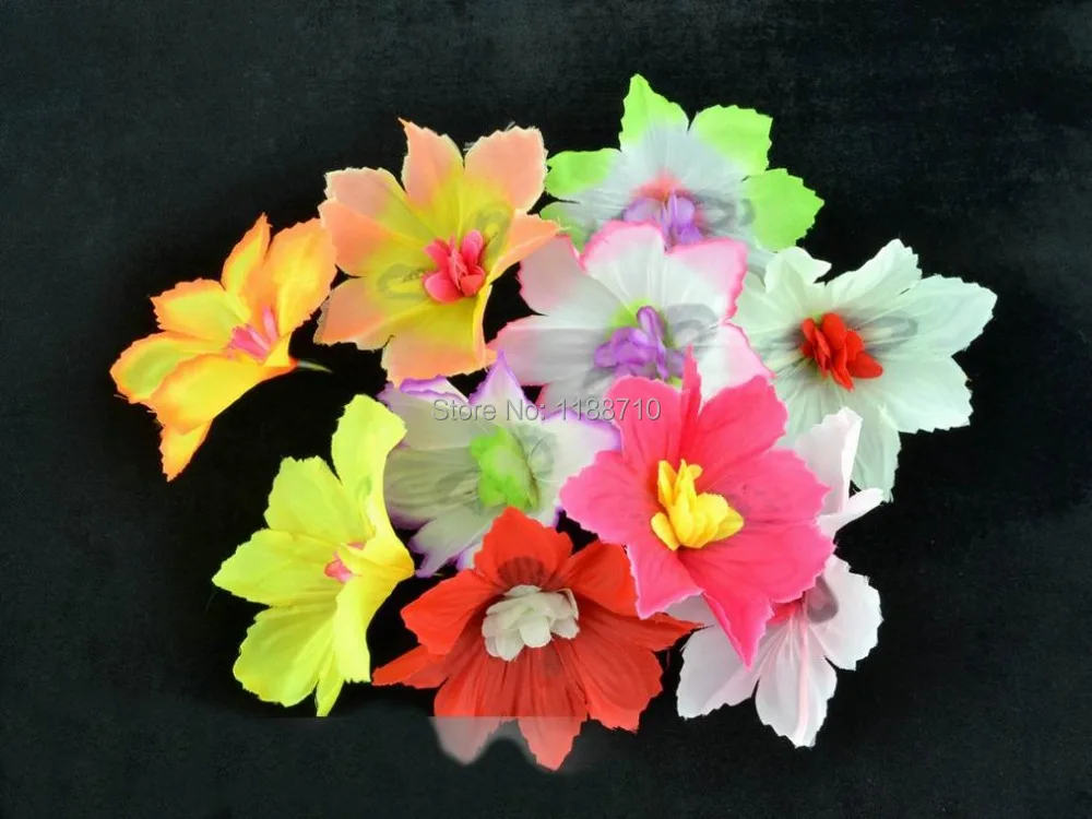 

Flower From Empty Hands (fabric) - Stage Magic / Magic Trick, Gimmick, Props