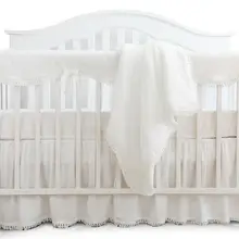 Новое поступление, 4 предмета, детская кроватка из хлопка с оборками кораллового цвета, одеяло для маленькой девочки, детская юбка для детской кроватки, простынь для детской кроватки(белая