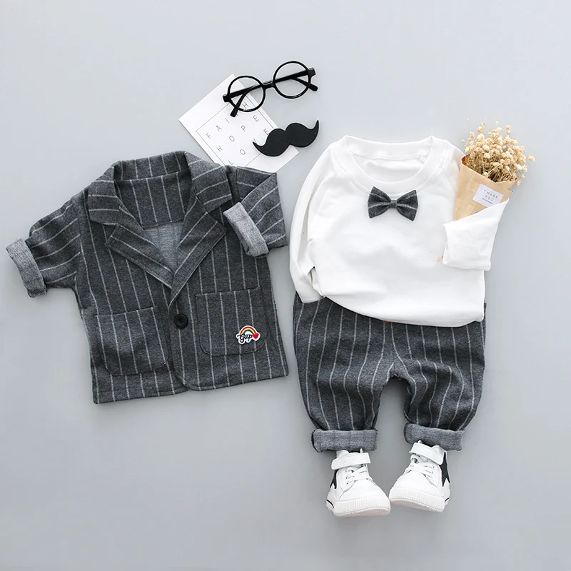 HYLKIDHUOSE/весенние комплекты одежды для маленьких мальчиков в джентльменском стиле; детские пальто в полоску+ футболка+ брюки; Детские костюмы высокого качества