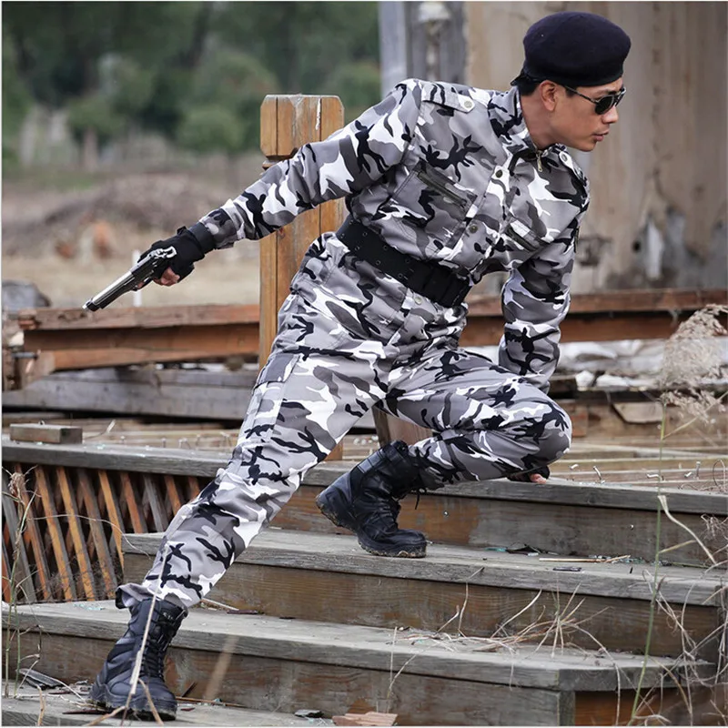 Тактический спортивный костюм