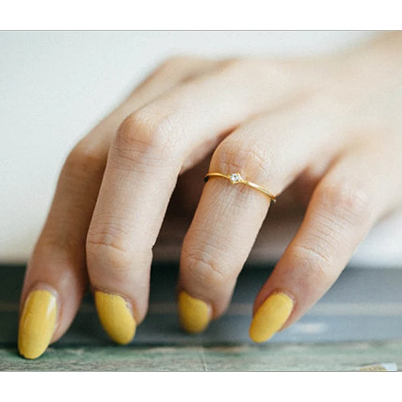 30 шт./лот минималистский крошечные Кристалл лакомство тонкий костяшки кольцо серебро золото цвет кольца очарование для женщи