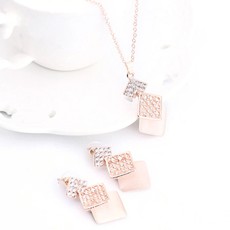 Women Crystal Necklace Earrings Set Classic Hollow Water Drop Celebrity Style Drop Bridal Bridesmaid Wedding Jewelry Sets