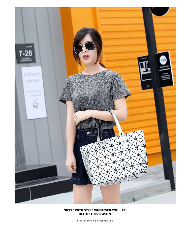 ZYJ Deformable Women Laser Geometry Quilted Plaid Pearlescent Handbag Shoulder Bags Casual Sequins Lattice Foldable Tote Bag (6)