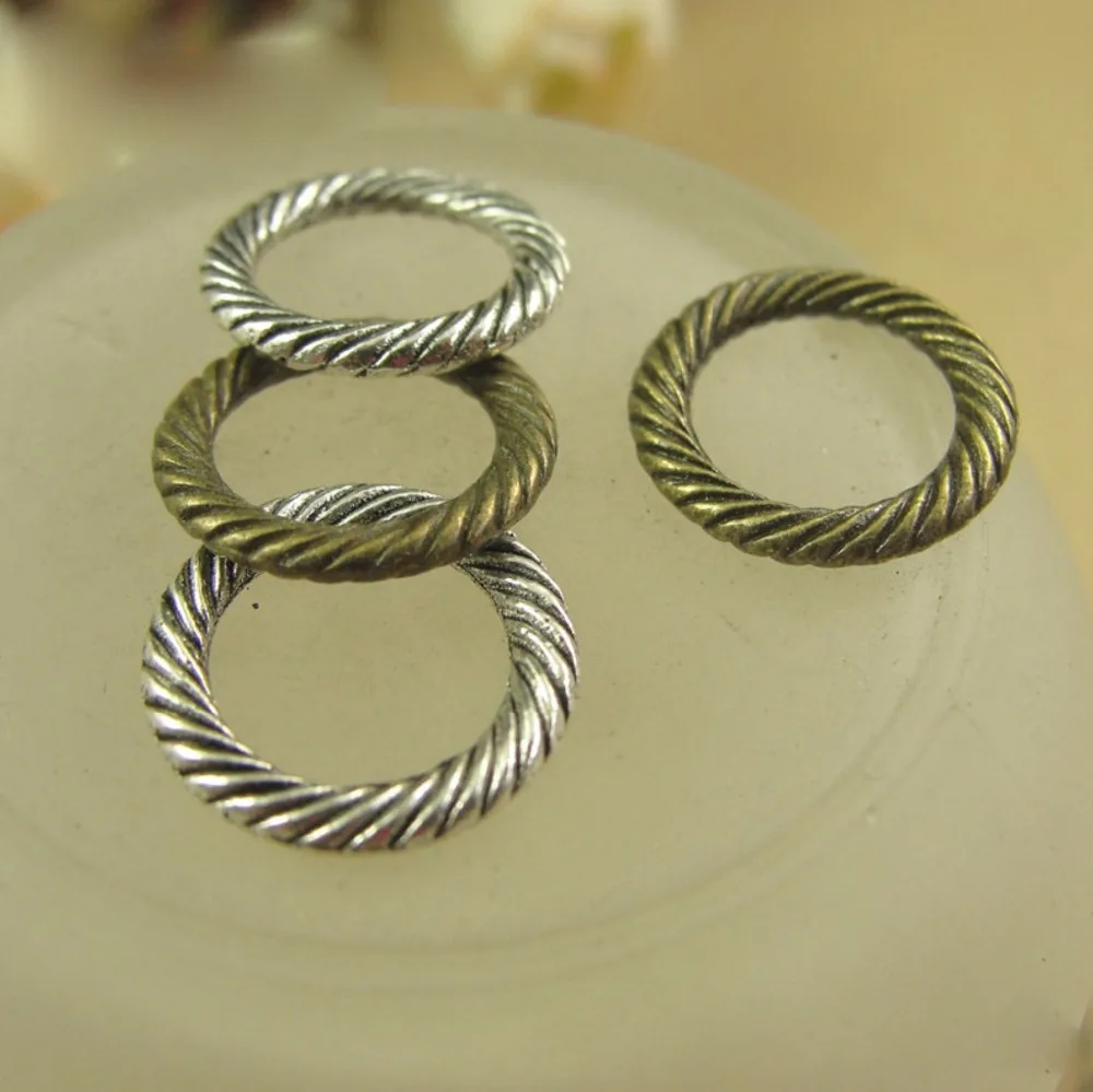 

50pcs/lot 13mm Retro twisted circle Keychain Circle Keyring Findings Antique Bronze Fit DIY Keychain Ring Circles Accessories