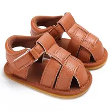 Милые пинетки для новорожденных мальчиков; нескользящие сандалии из мягкой искусственной кожи; обувь для маленьких мальчиков; летняя спортивная обувь для мальчиков