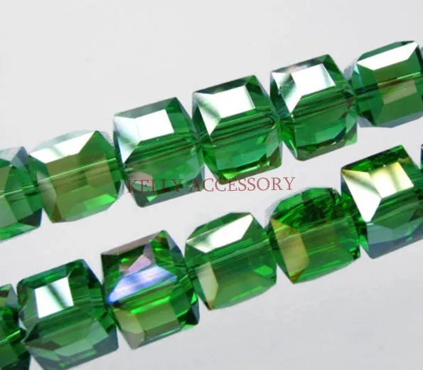 conew_10mm cube crystal glass beads0041.jpg