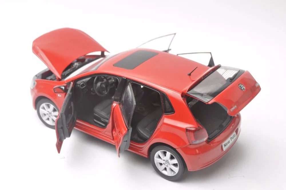 1:18 литая под давлением модель для Volkswagen VW New Polo 2012 красный хэтчбек игрушечный автомобиль миниатюрная Коллекция подарков