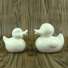 Милые фарфоровые утки статуэтка ручной работы керамика Настольный Декор брелок подарок и ремесло украшение для Дня матери и дня рождения