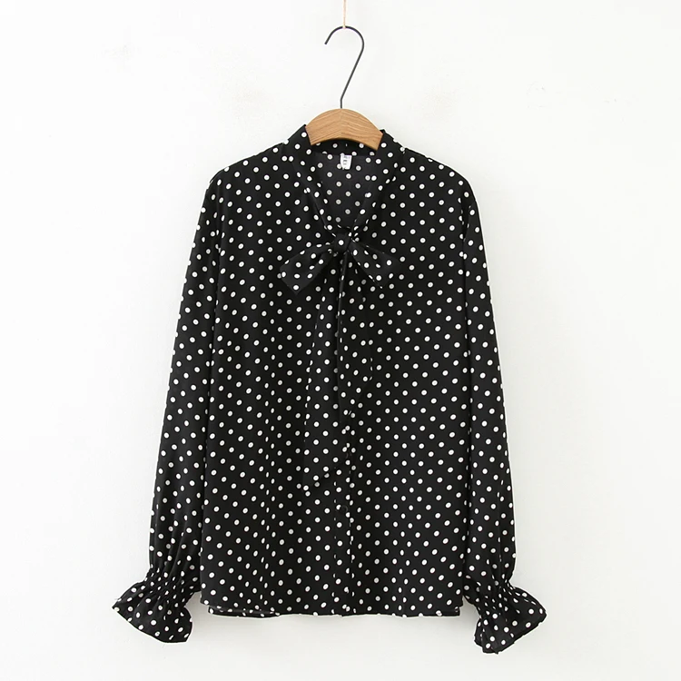Plus size flare sleeve bow collar polka dot chiffon blouses women 2019 casual white & black shirt spring & autumn ladies tops