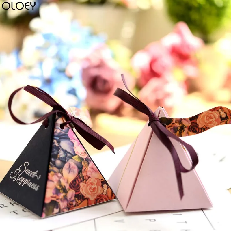 

10PCS Wedding Candy Box Personalized Triangle Candy Box Creative Wedding Romantic Korean Candy Box Carton Candy Box Packaging