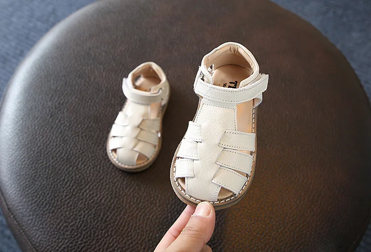 Детская обувь; очень мягкая и удобная летняя простая обувь; ; сандалии для девочек 1-3 лет - Цвет: Белый
