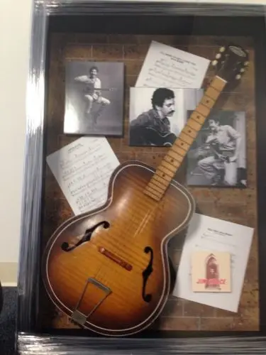 Autographed Guitar Promotion-Shop for Promotional